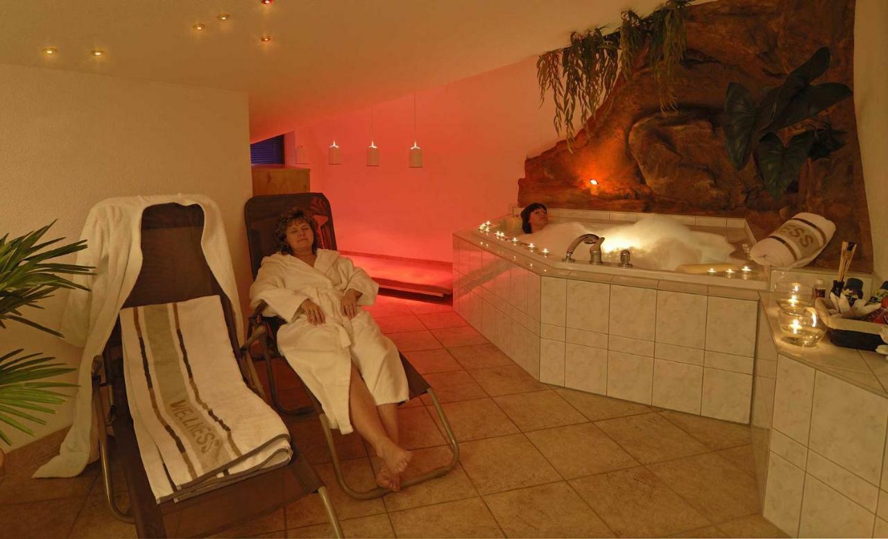 Hotel Zur Post Schönheide Esterno foto